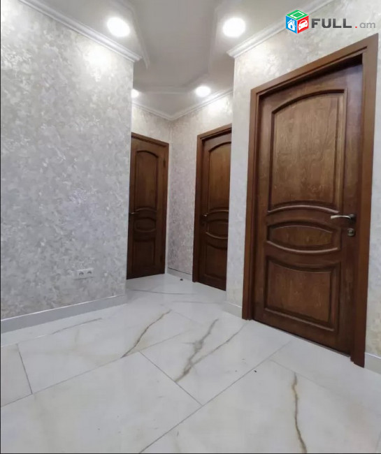AK10309  Վարձով 3 սենյականոց բնակարան Վահրամ Փափազյան փողոցում