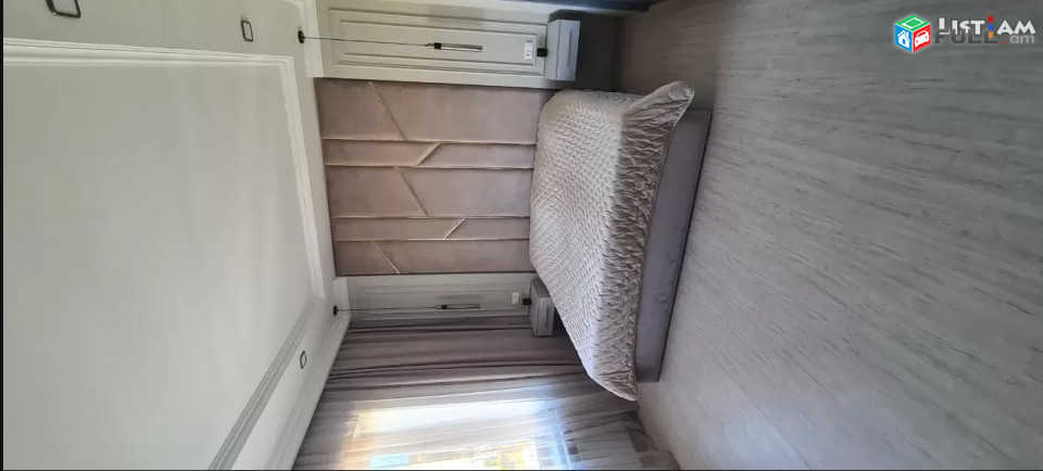 AK10312  Երկու հարկանի քարե տուն Ավանում, 250 ք.մ., 3+ սանհանգույց, դիզայներական ոճով վերանորոգված