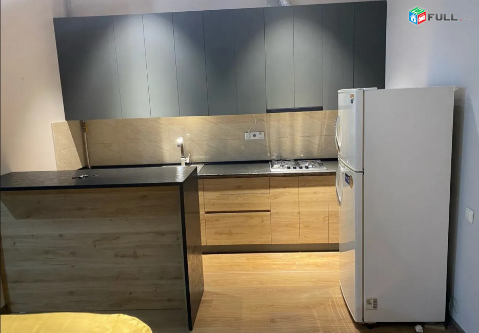 AK10341    Վարձով 2 սենյականոց բնակարան  նորակառույց շենքում  Արգիշտի փողոցում