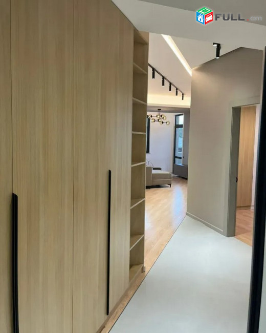 AK10370   Վարձով 4 սենյականոց բնակարան նորակառույց շենքում Հովսեփ Արղության փողոցում