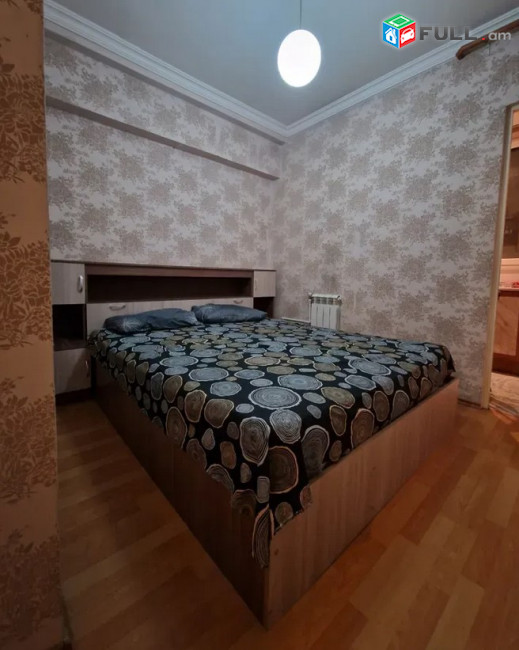 AK10396  Վարձով 2 սենյականոց բնակարան  Սարյանի փողոցում