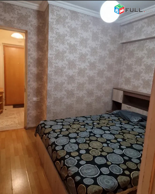 AK10396  Վարձով 2 սենյականոց բնակարան  Սարյանի փողոցում