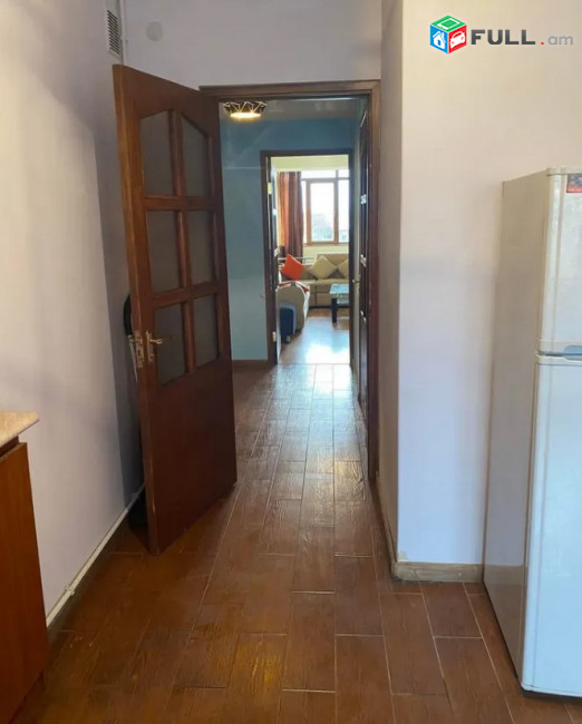 AK10401  Վարձով 2 սենյականոց բնակարան Հանրապետության փողոցում