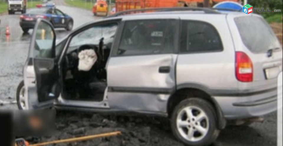 Opel Zafira , 1999թ.
