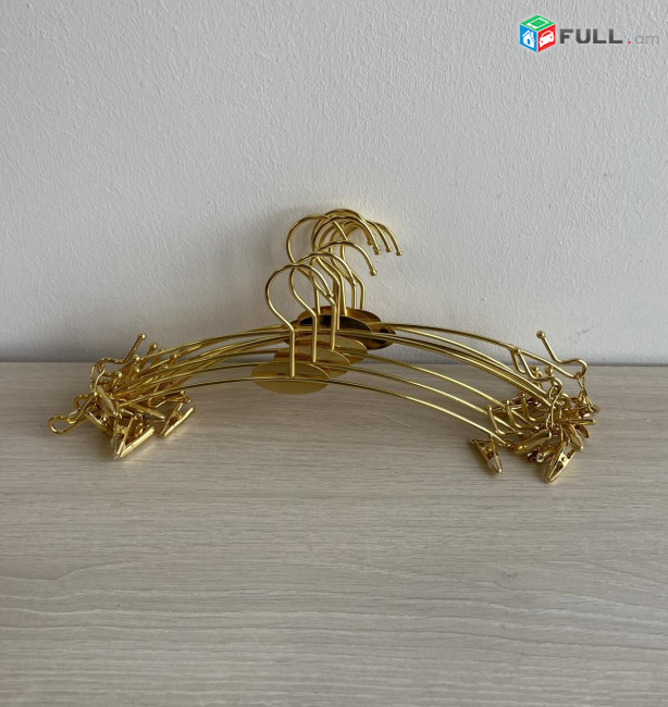 Կախիչներ, հագուստի կախիչ, hangers, вешалки