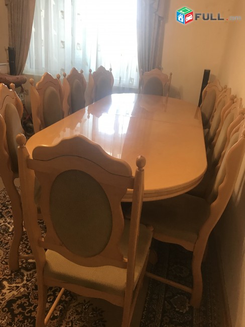 Սեղան և աթոռներ հաճարենու փայտից