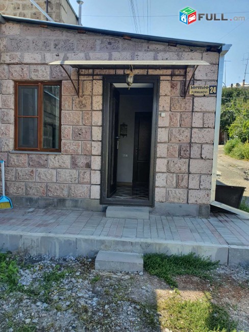 Oravardzov tun gyumriyum qaxaqi kentronum