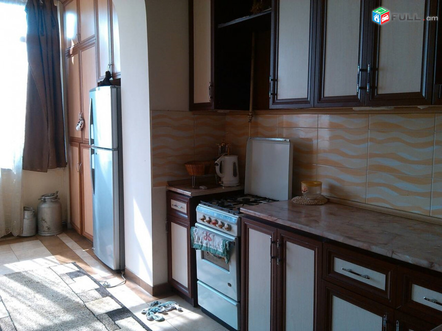 Vardzov bnakaran Komitasum 6142