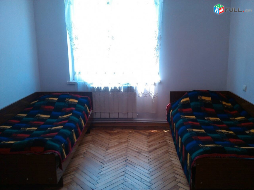 Vardzov bnakaran Komitasum 6164