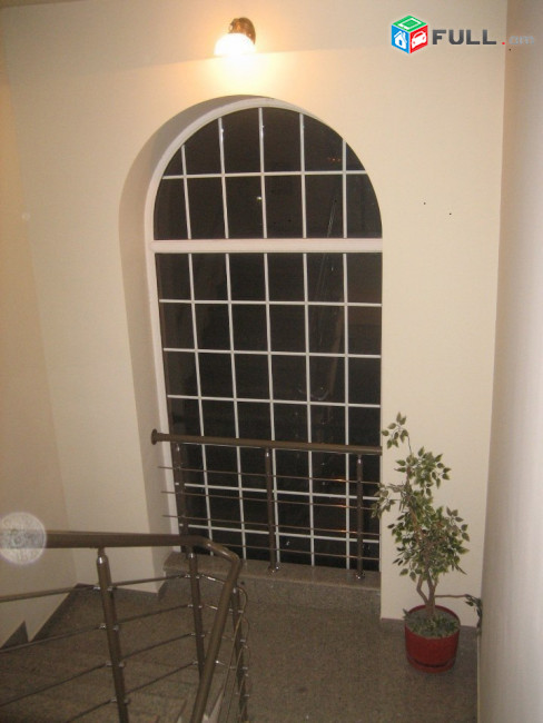 Vardzov bnakaran Komitasum 6165