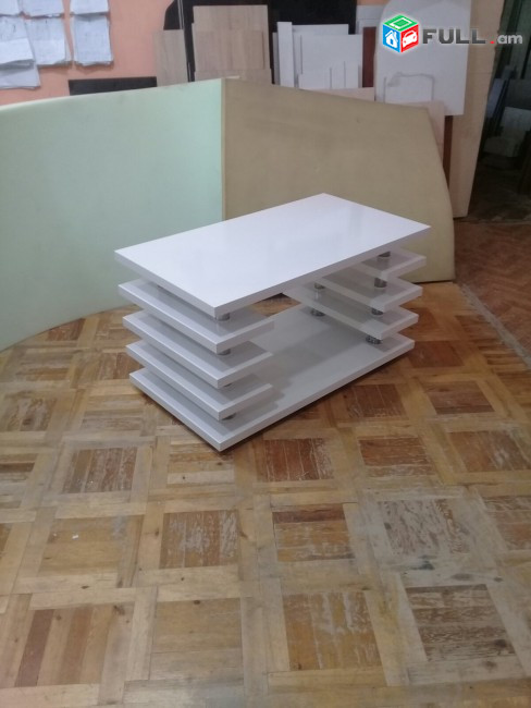Ժուրնալի սեղաններ 