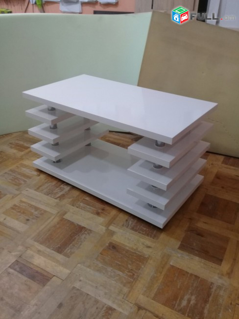 Ժուրնալի սեղաններ 