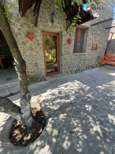 Dinadav rest house