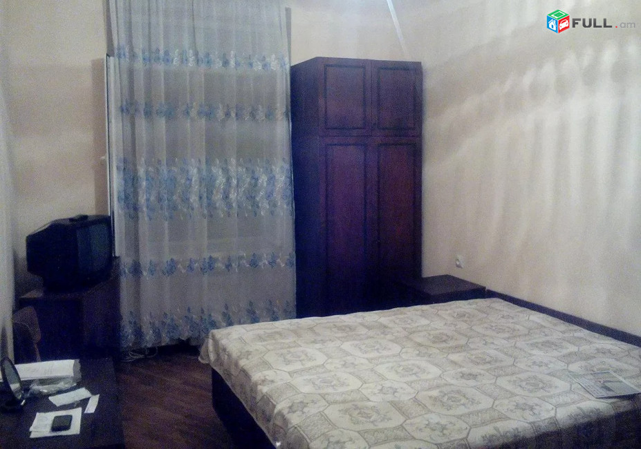 Կոդ MH233  Պարոնյան փողոց 3 սեն. բնակարան / for rent Paronyan st