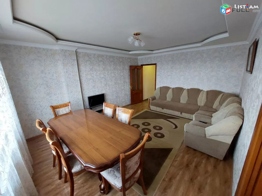 Կոդ MH362  Լենինգրադյան փողոց 3 սեն. բնակարան / for rent Leningradyan st.