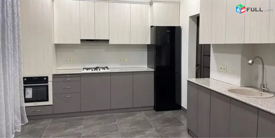 Կոդ MH370  Նալբանդյան փողոց 5 սեն. բնակարան / for rent Nalbandyan st.