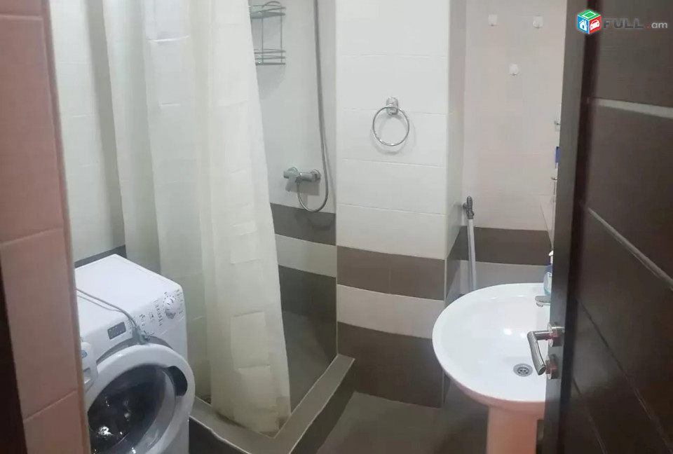 Կոդ MH380  Ամիրյան փողոց 3 սեն. բնակարան / for rent Amiryan st.