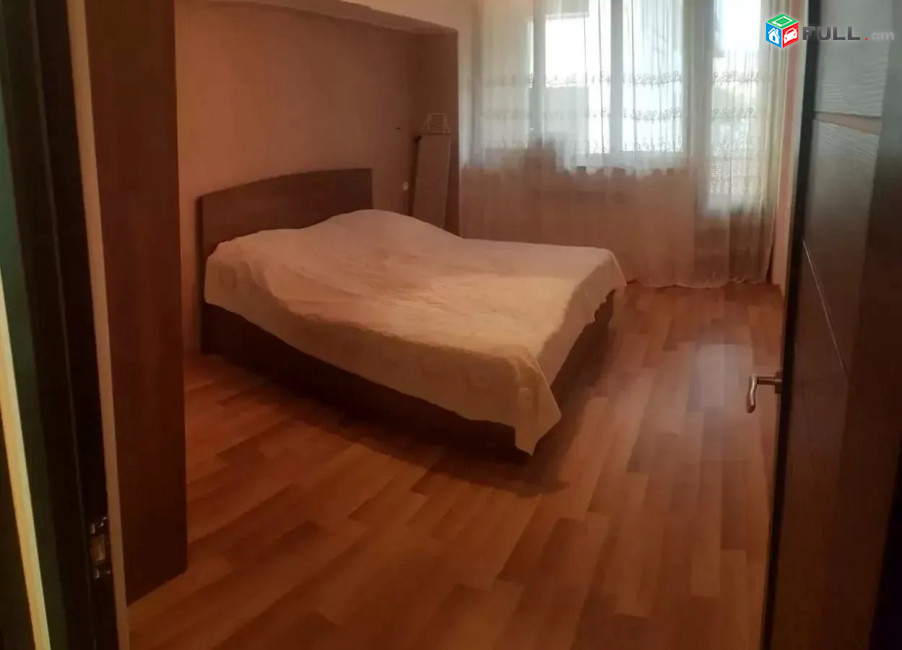 Կոդ MH380  Ամիրյան փողոց 3 սեն. բնակարան / for rent Amiryan st.