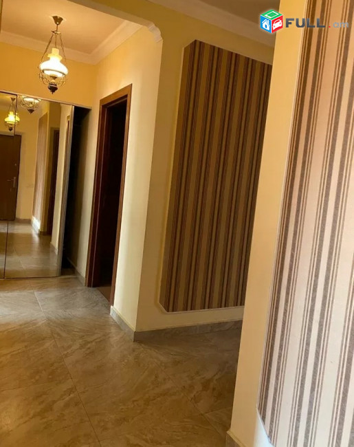 Կոդ MH418  Գուլակյան փողոց 3 սեն. բնակարան Արաբկիր 