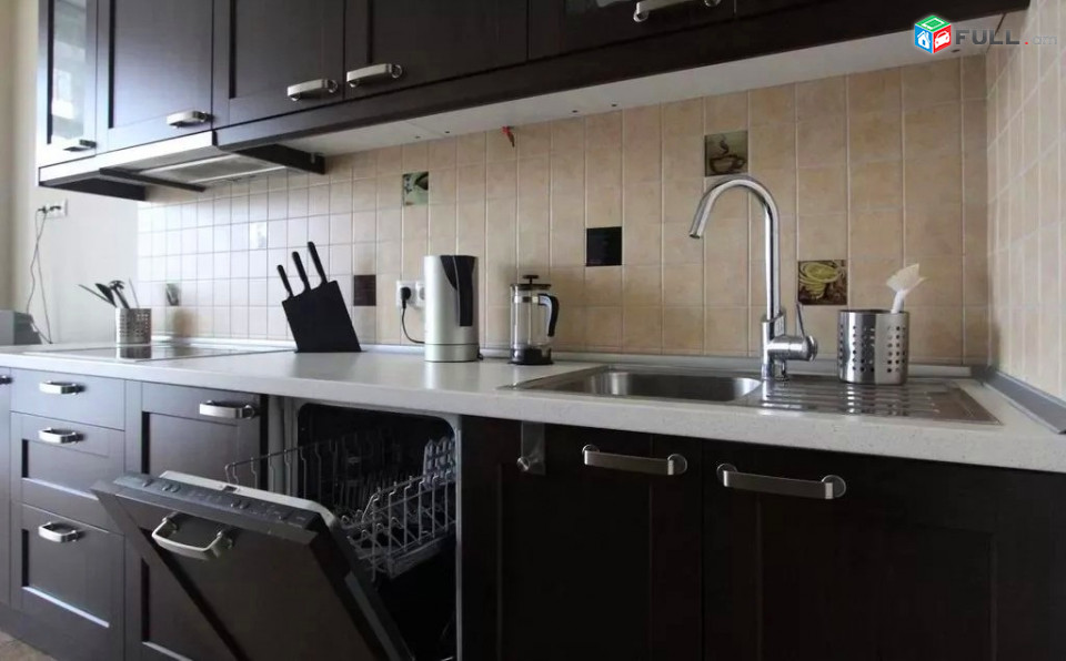 Կոդ 25308  Բուզանդ նորակառույց 3 սեն. բնակարան / for rent Buzand st.