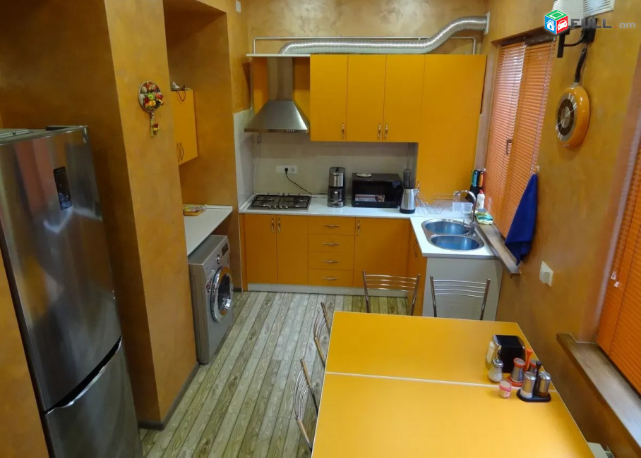 Կոդ 25311  Վարդանանց փողոց 3 սեն. բնակարան / for rent Vardananc st.