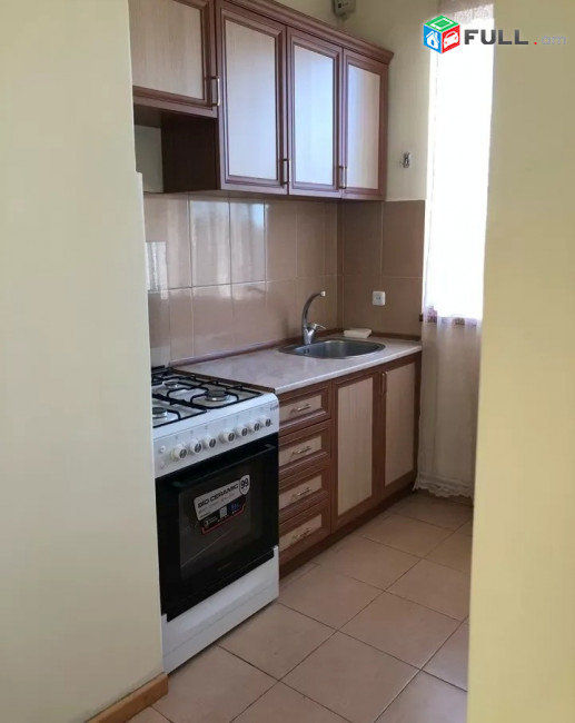 Կոդ MH552  Գյուլբենկյան փողոց 2 սեն. բնակարան Մետրոյի հարևանությամբ 