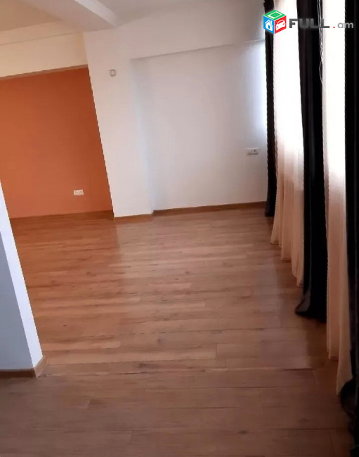 Կոդ 25453  Ագաթանգեղոս փողոց 2 սեն. բնակարան Ռոսիայի հարևանությամբ 