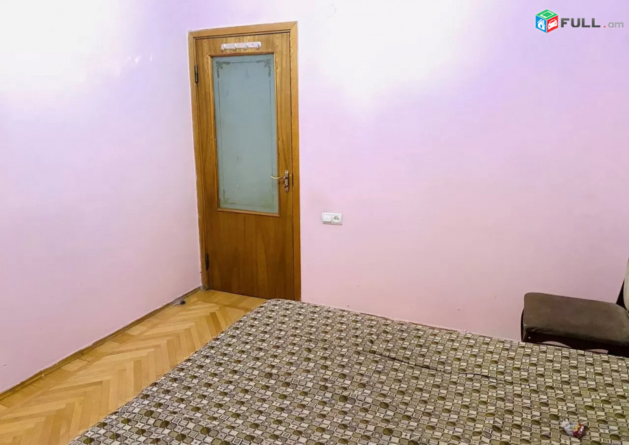 Կոդ LK24  Իսրայելյան փողոց 3 սեն. բնակարան Փարաջանովի թանգարանի հարևանությամբ 