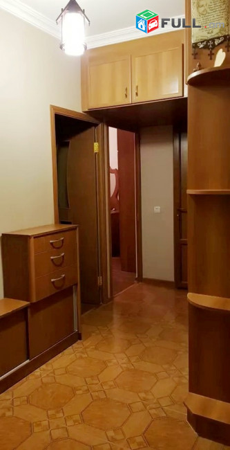 Կոդ LK39   Դավթաշեն 3 թաղամաս  3 սեն. բնակարան Եկեղեցու հարևանությամբ