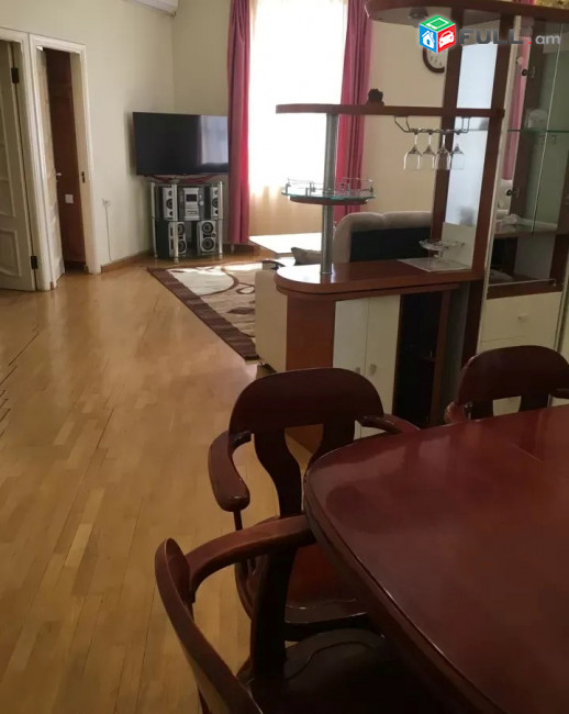 Կոդ 6800272  Թումանյան փողոց 3 սեն. բնակարան / for rent Tumanyan st
