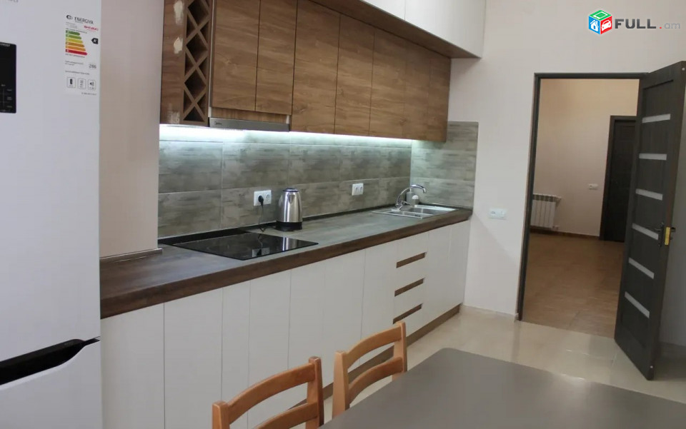 Կոդ 6800268  Ադոնց նորակառույց 3 սեն. բնակարան / for rent Adonc st.