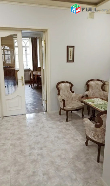 Կոդ 6800221  Թամանյան փողոց 3 սեն. բնակարան / for rent Tamanyan st near Kaskad