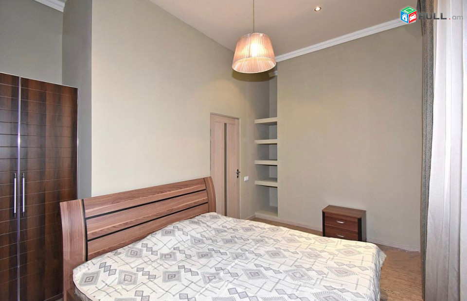 Կոդ 6800187  Չարենց փողոց 3 սեն. բնակարան / for rent Charenc st.