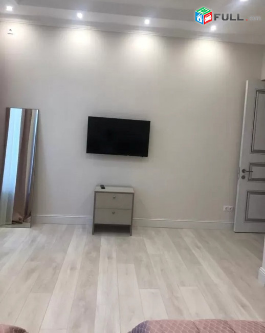Կոդ 6800153  Մաշտոցի պողոտա 3 սեն. բնակարան / for rent Mashtoc st.