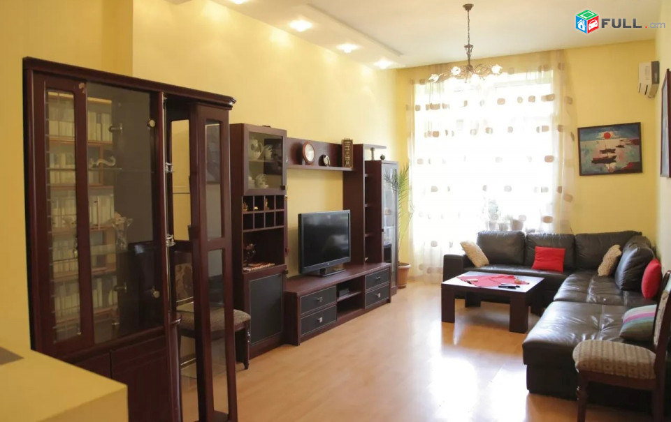 Կոդ 6800107  Աբովյան փողոց 3 սեն. բնակարան / for rent Abovyan st