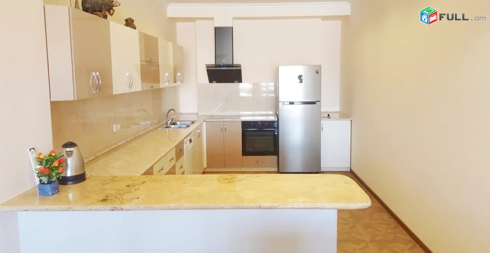 Կոդ 680079  Արամի փողոց նորակառույց 3 սեն. բնակարան / for rent Arami st.