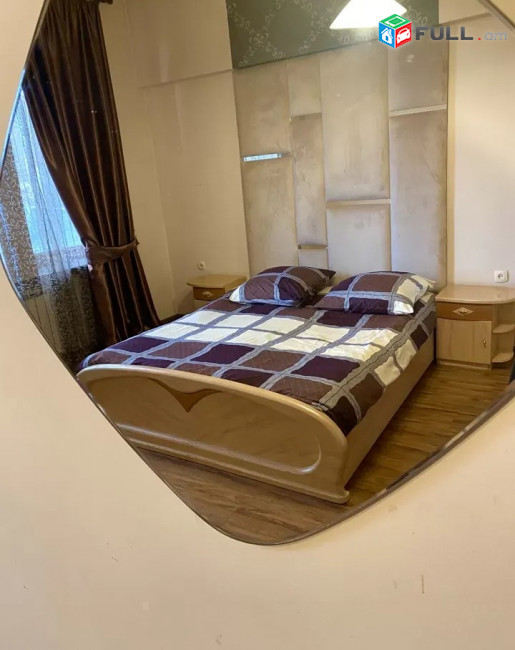 Կոդ 680062   Խանջյան փողոց 3 սեն. բնակարան / for rent Khanjyan st
