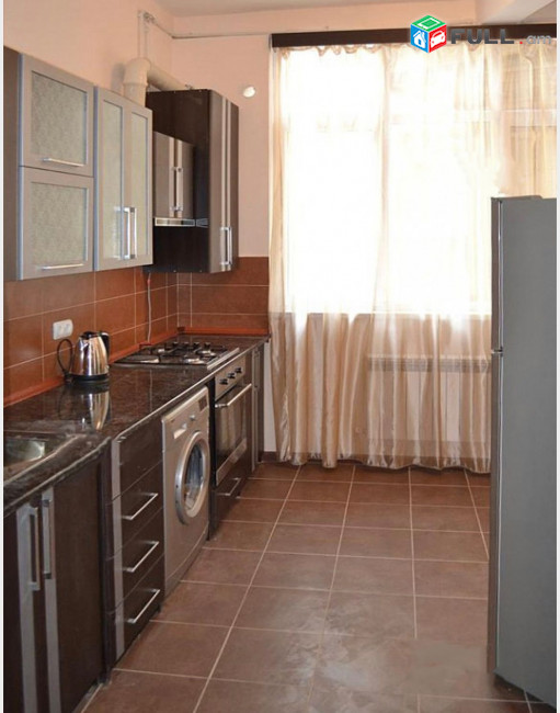 Կոդ 680035  Բուզանդ փողոց 3 սեն. բնակարան / for rent Buzand st