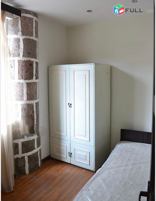 Կոդ 680035  Բուզանդ փողոց 3 սեն. բնակարան / for rent Buzand st
