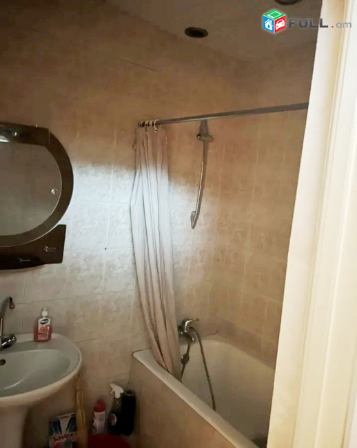 Կոդ 680031  Սարյան փողոց 3 սեն. բնակարան / for rent Saryan st