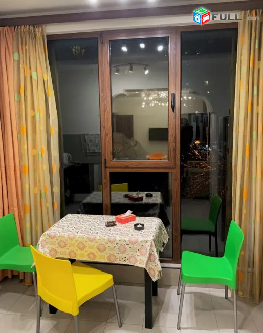 Կոդ 680019  Մաշտոցի պողոտա 4 սեն. բնակարան / for rent Mashtoc st