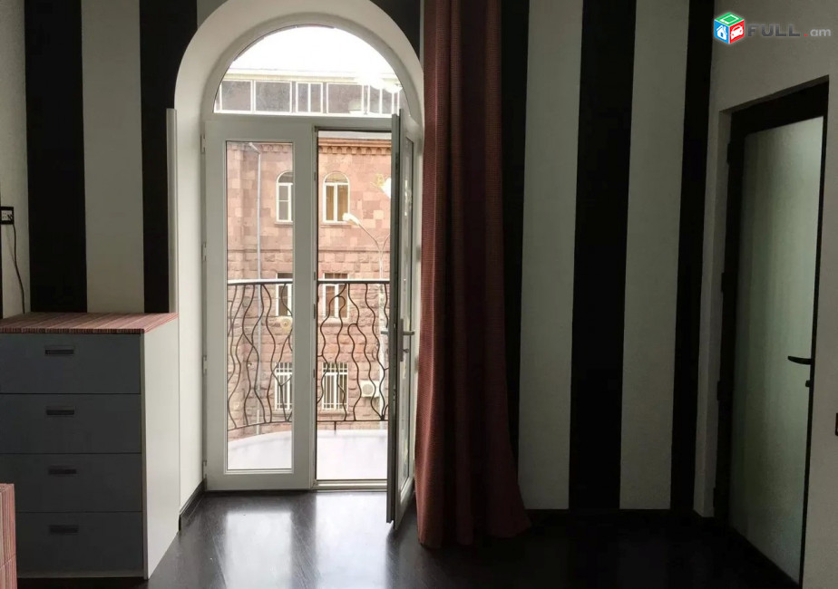 Կոդ 680017  Պարոնյան փողոց 2 սեն. բնակարան / for rent Paronyan st