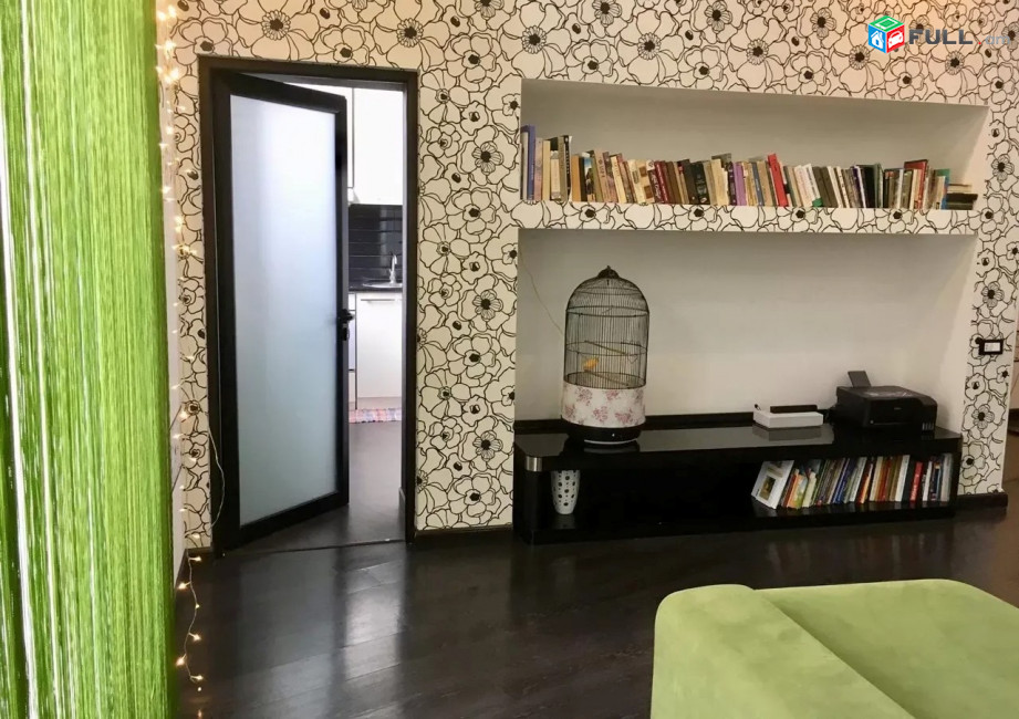 Կոդ 680017  Պարոնյան փողոց 2 սեն. բնակարան / for rent Paronyan st