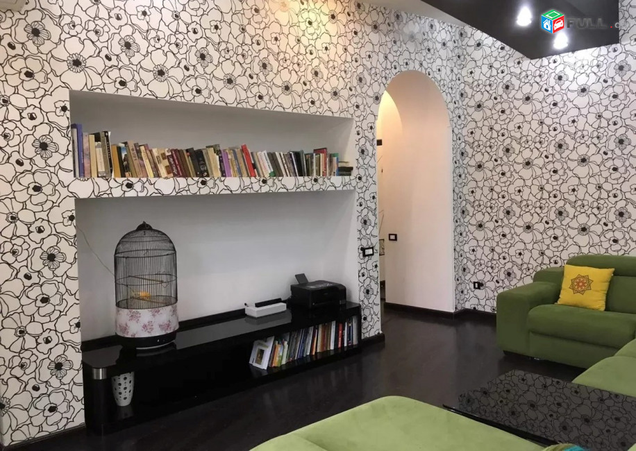 Կոդ 680017  Պարոնյան փողոց 2 սեն. բնակարան / for rent Paronyan st