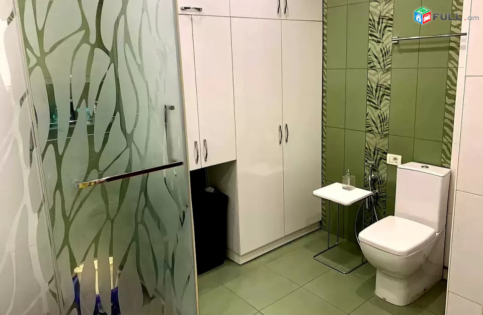 Կոդ 68009  Ամիրյան նորակառույց 3 սեն. բնակարան / for rent Amiryan st
