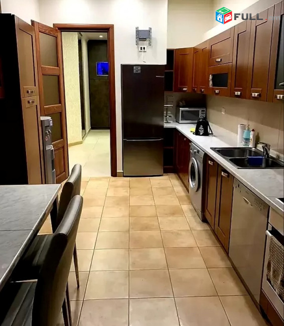 Կոդ 68009  Ամիրյան նորակառույց 3 սեն. բնակարան / for rent Amiryan st
