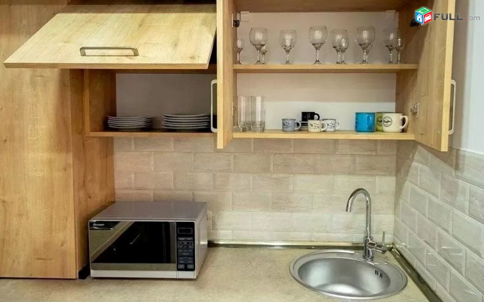 Կոդ 6800416  Սայաթ Նովա պողոտա 3 սեն․ բնակարան / for rent Sayat Nova st