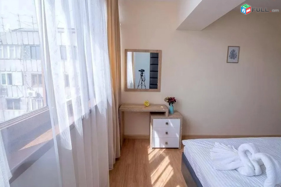Կոդ 6800416  Սայաթ Նովա պողոտա 3 սեն․ բնակարան / for rent Sayat Nova st