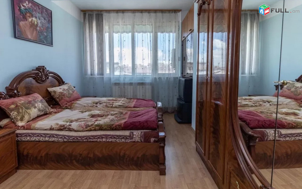 Կոդ 6800432  Սայաթ Նովա պողոտա 3 սեն. բնակարան / for rent Sayat Nova st.