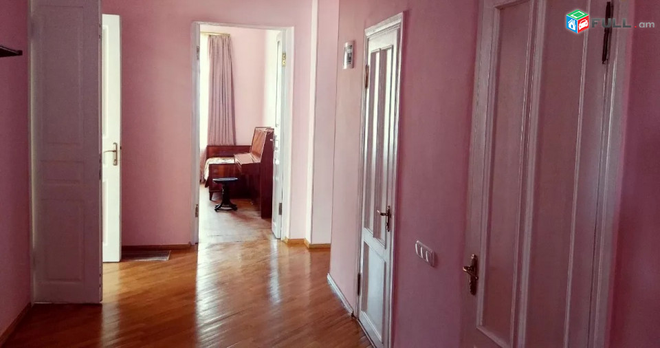 Կոդ LK279  Թումանյան փողոց 3 սեն. բնակարան / for rent Tumanyan st.
